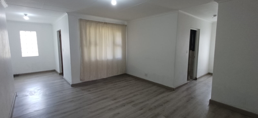 2 Bedroom Property for Sale in Loch Athlone Free State